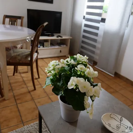 아파트 Chez Martine Confort Entierement Independant *